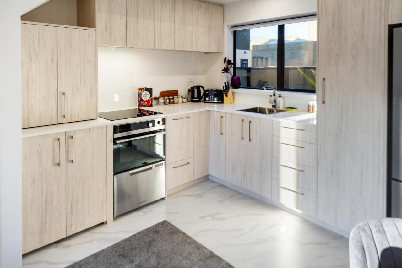 Modern 3 Bed Overlooking Hagley Park Christchurch Exterior photo
