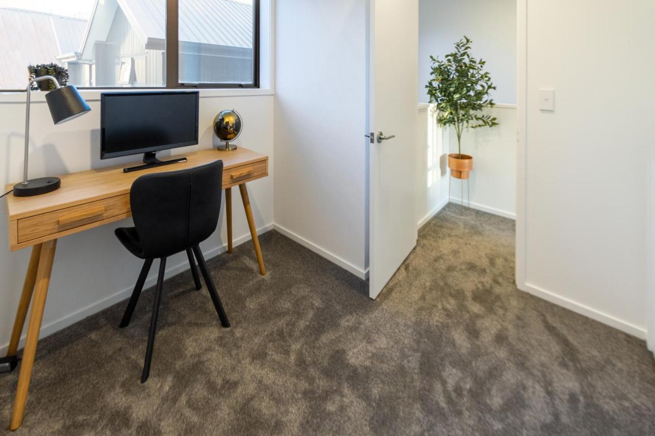 Modern 3 Bed Overlooking Hagley Park Christchurch Exterior photo